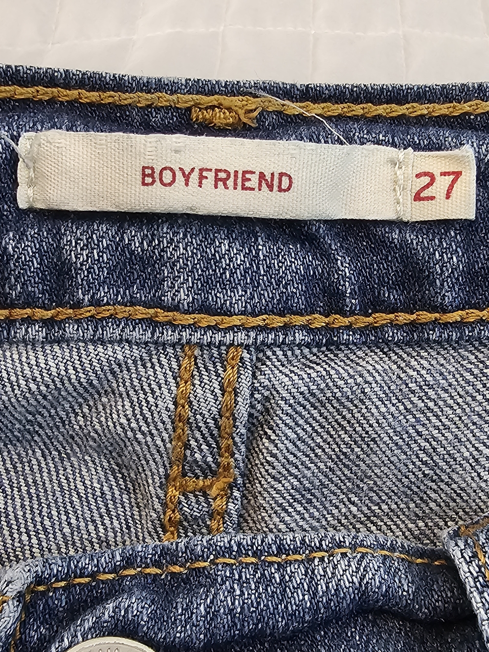 Levi's Boyfriend Ankle Jeans - Medium Wash Womens 27 Mid Rise Stretch - Picture 6 of 8